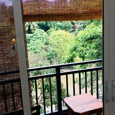 Jenushi Homestay Kandy Dış mekan fotoğraf