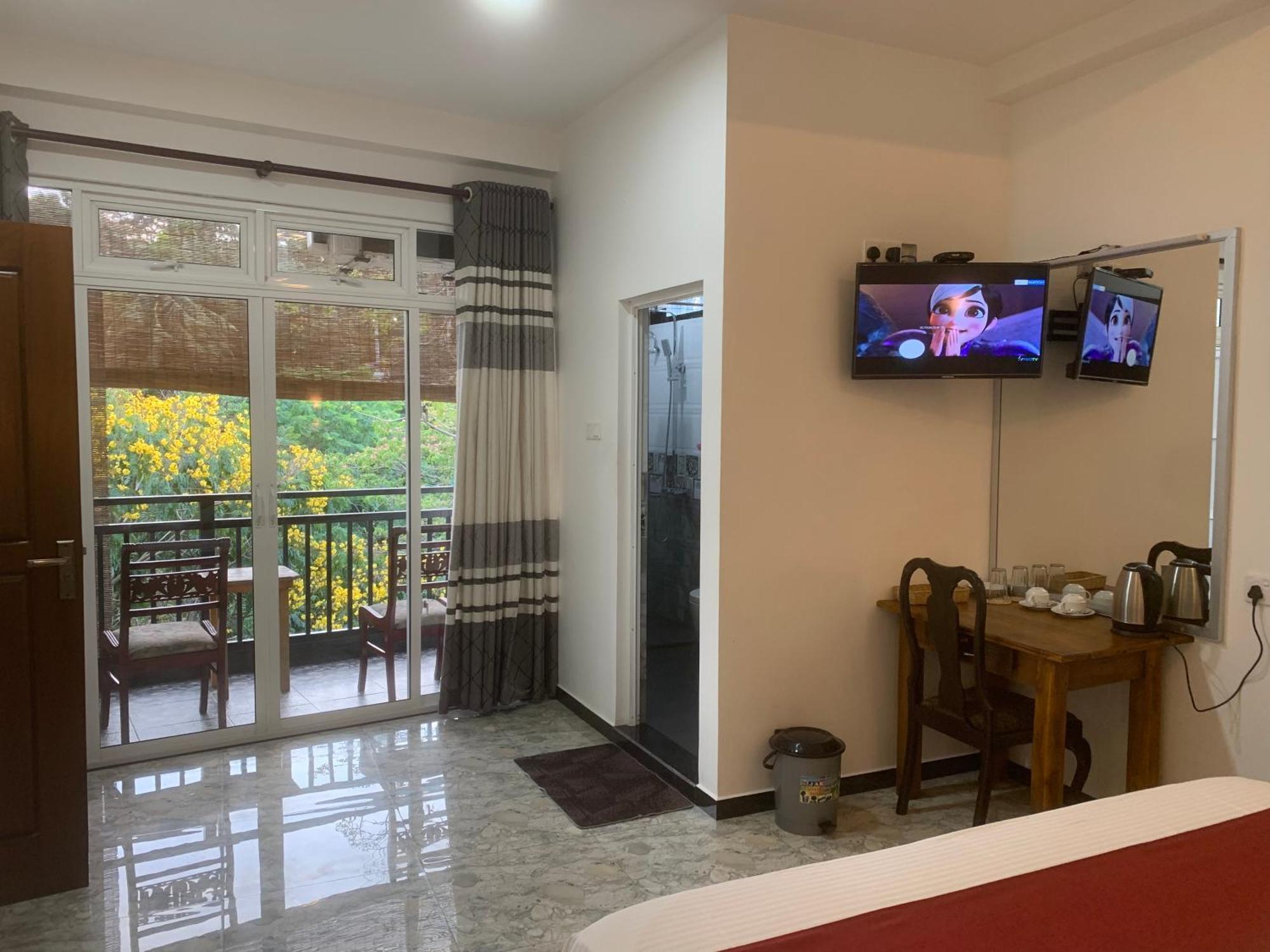 Jenushi Homestay Kandy Dış mekan fotoğraf