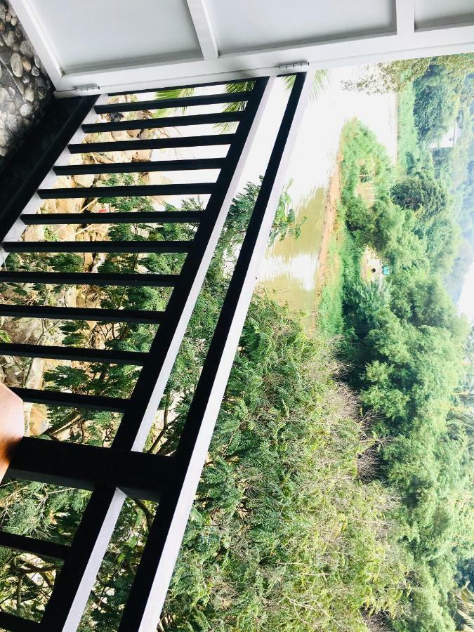 Jenushi Homestay Kandy Dış mekan fotoğraf