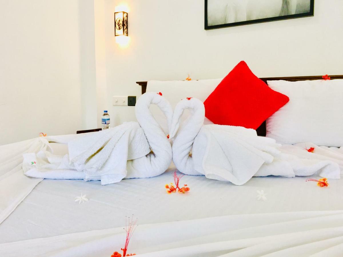 Jenushi Homestay Kandy Dış mekan fotoğraf
