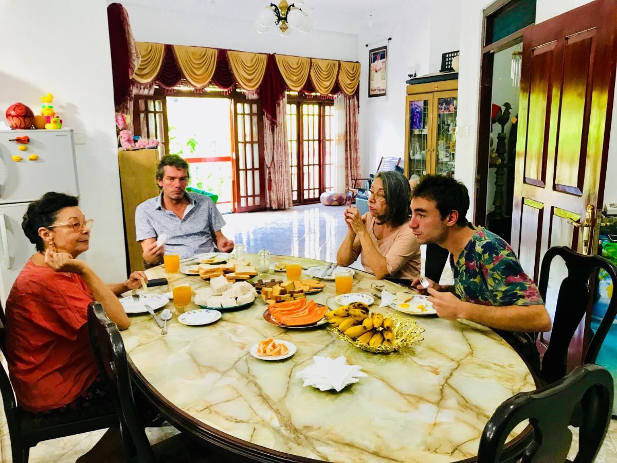 Jenushi Homestay Kandy Dış mekan fotoğraf